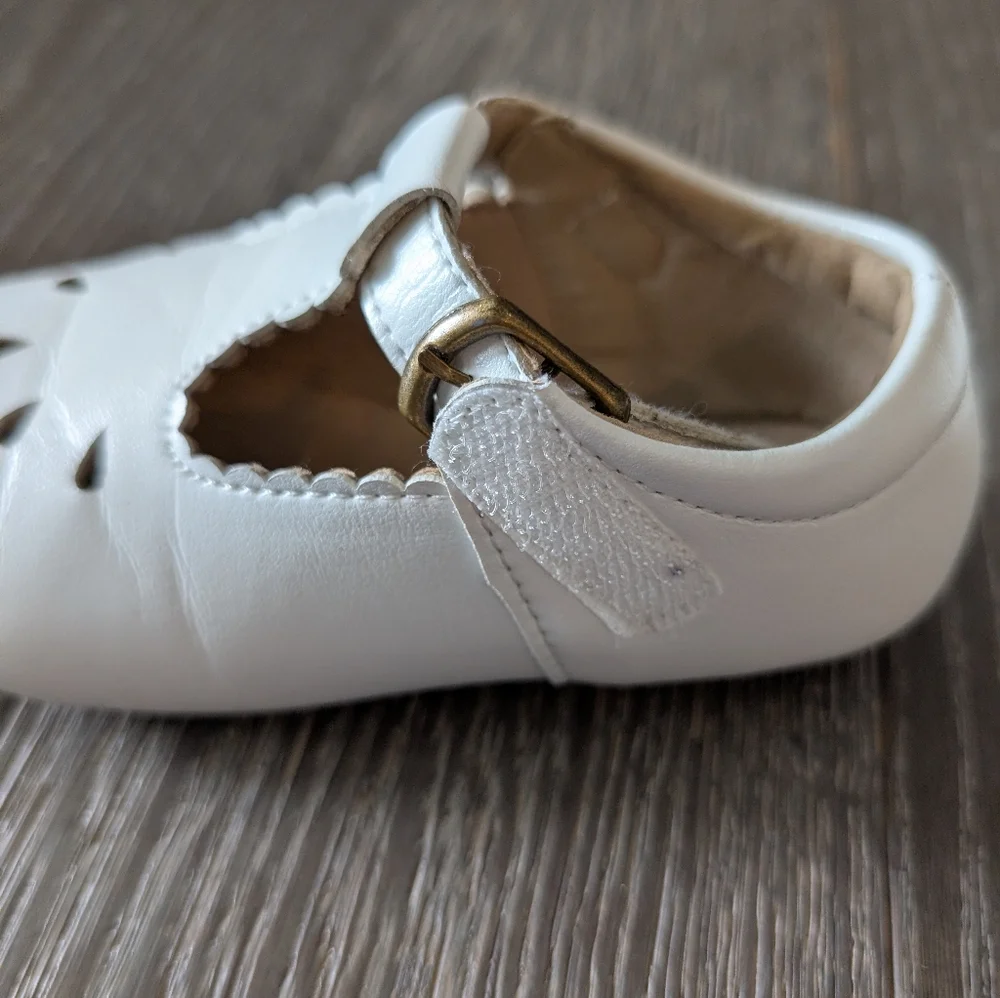 3/$15 - Felix & Flora Girls' White Mary Jane Shoes Size 10